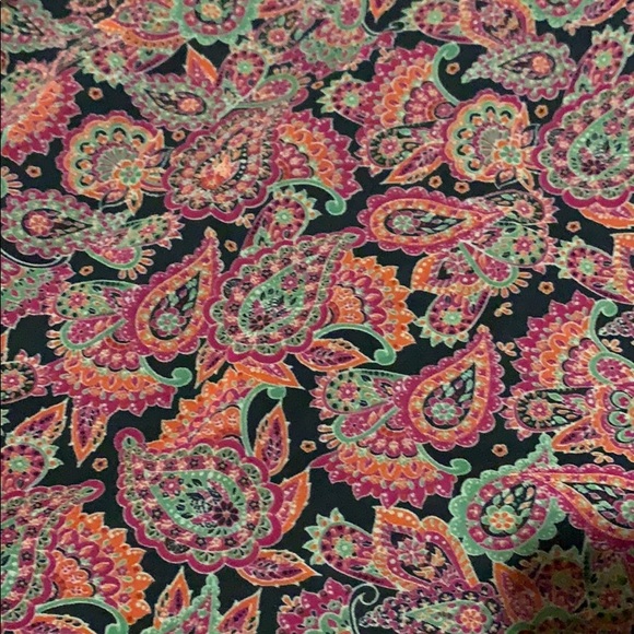 NWT lularoe Lola size 2xl paisley!! - Picture 2 of 2